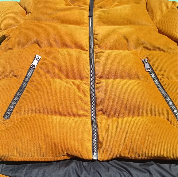 LOLE Kendall Hooded Puffer Jacket Amber Corduroy - Picture 6 of 9